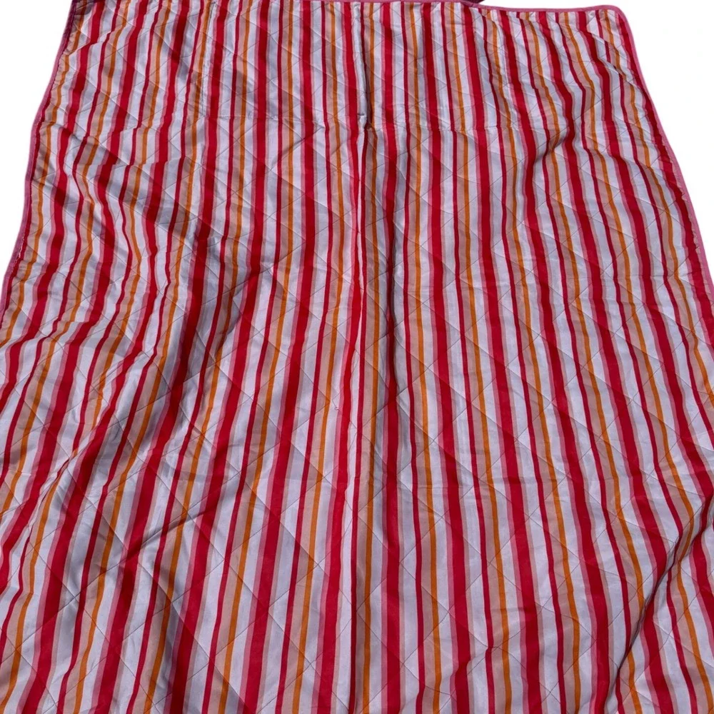 All Weather Blanket Red Quilted‎ Stadium Blanket with Carry Strap